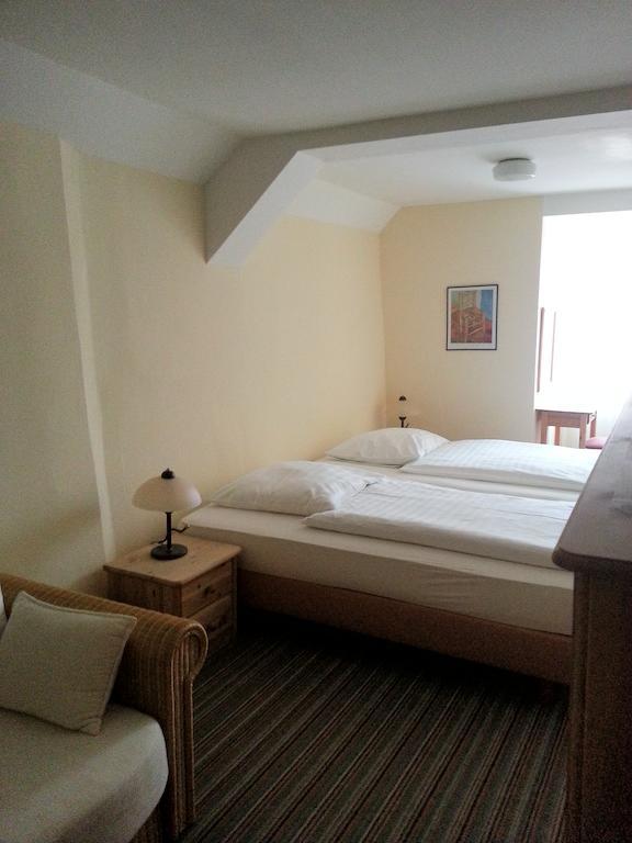 Alte Rathausschaenke - Hotel Garni Hannoversch Münden Oda fotoğraf